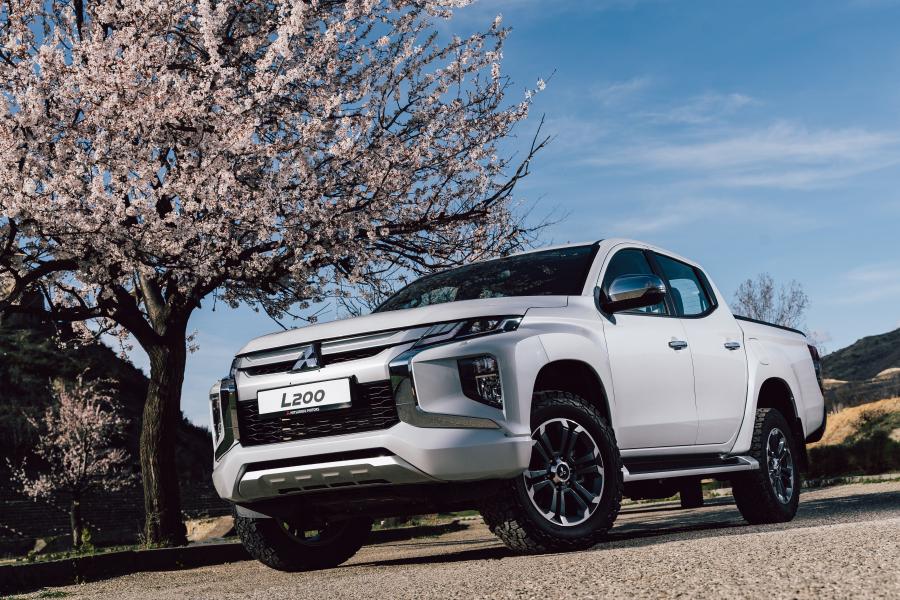  Mitsubishi L200 Double Cab 2019 года  (CIS) (фото 40 из 40)